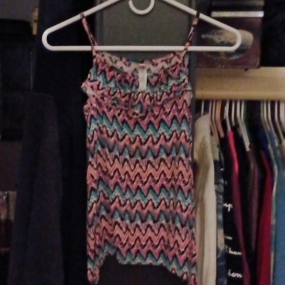 Top - Picture 2 of 3